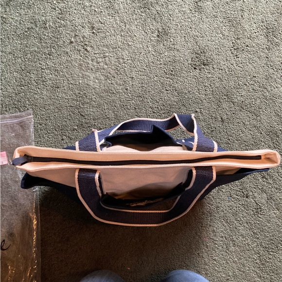 Thirty-one canvas carryall tote in navy - Picture 3 of 9